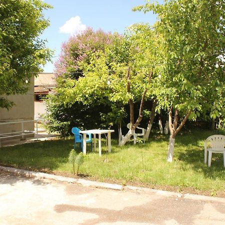 Guest House Jamal Naryn Exterior photo