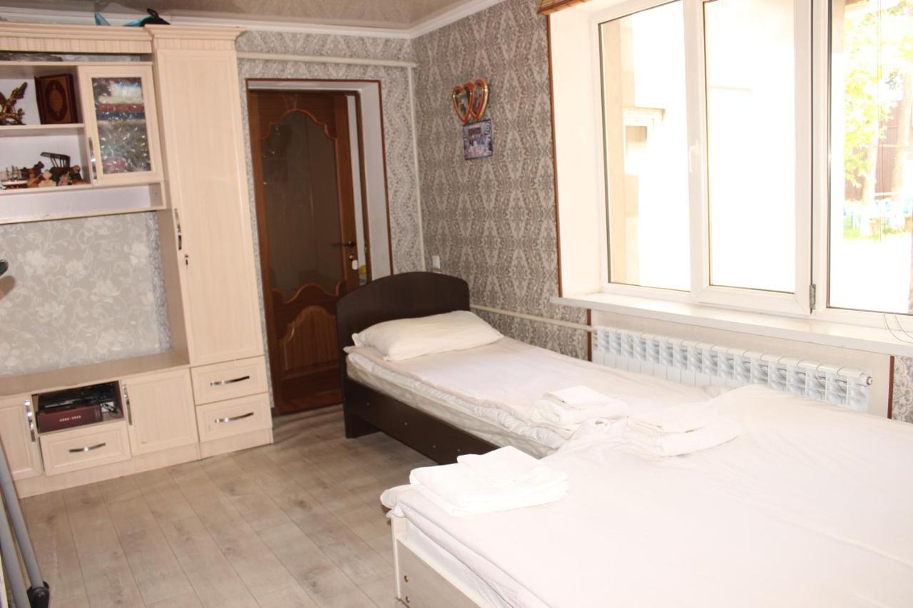 Guest House Jamal Naryn Exterior photo