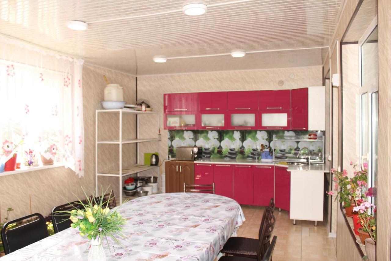 Guest House Jamal Naryn Exterior photo